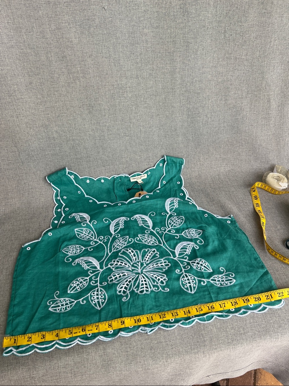 Christian Siriano embroidered eylet scalloped crop top green white size XL NWT - Picture 9 of 10